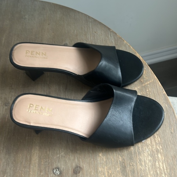 Penningtons Geometric Block Heel Slip On Sandal Black Size 12 WW - Picture 2 of 16